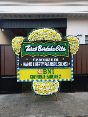 Papan Bunga Duka di Sindangpanon